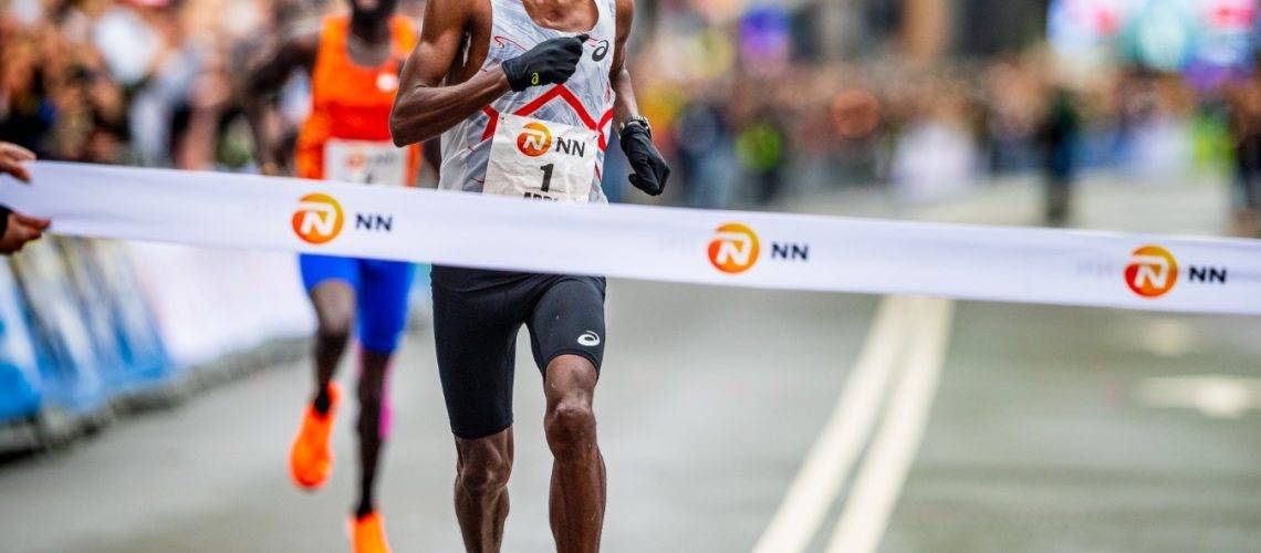 Bashir Abdi - NN Marathon Rotterdam (2) (Groot)