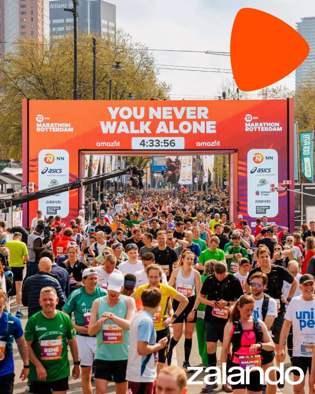 🇳🇱 Klaar voor de volgende? 🏃🏽‍♂️‍➡️🏃🏼‍♀️‍➡️

Een week geleden was onvergetelijk. En nu? Nu kunnen we alleen maar denken: wat wordt de volgende uitdaging? Of je nu al vooruitkijkt naar 2026 of traint voor je eigen persoonlijke mijlpaal – wij zijn er voor je. Blijf gemotiveerd, blijf in beweging. Haal alles uit je runs met Zalando

🇬🇧 Ready for the next one? 🏃🏽‍♂️‍➡️🏃🏼‍♀️‍➡️ 

A week ago it was simply epic. Now that is over, we can’t help but wonder, what’s next? Either preparing for 2026 or another personal milestone, at Zalando we are ready to support your running journey. Stay hungry and get more from running with Zalando.